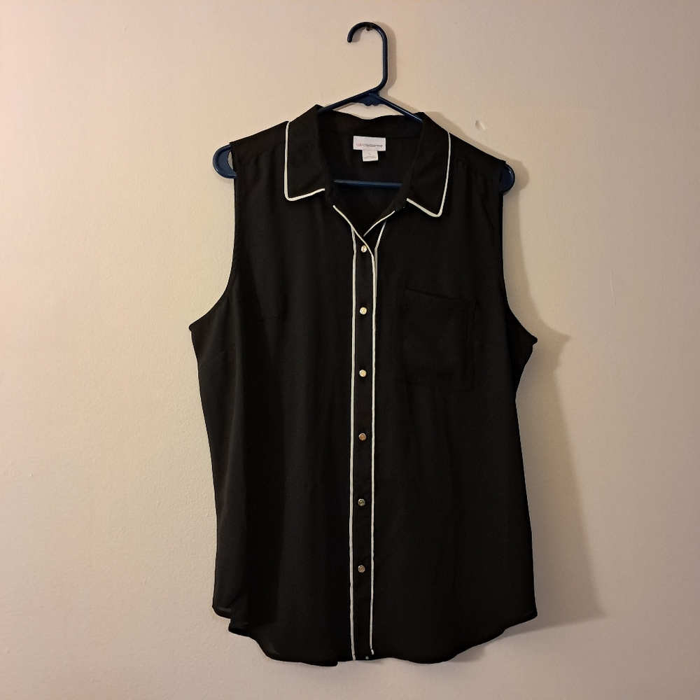 Black Sleeveless Button-Up Blouse